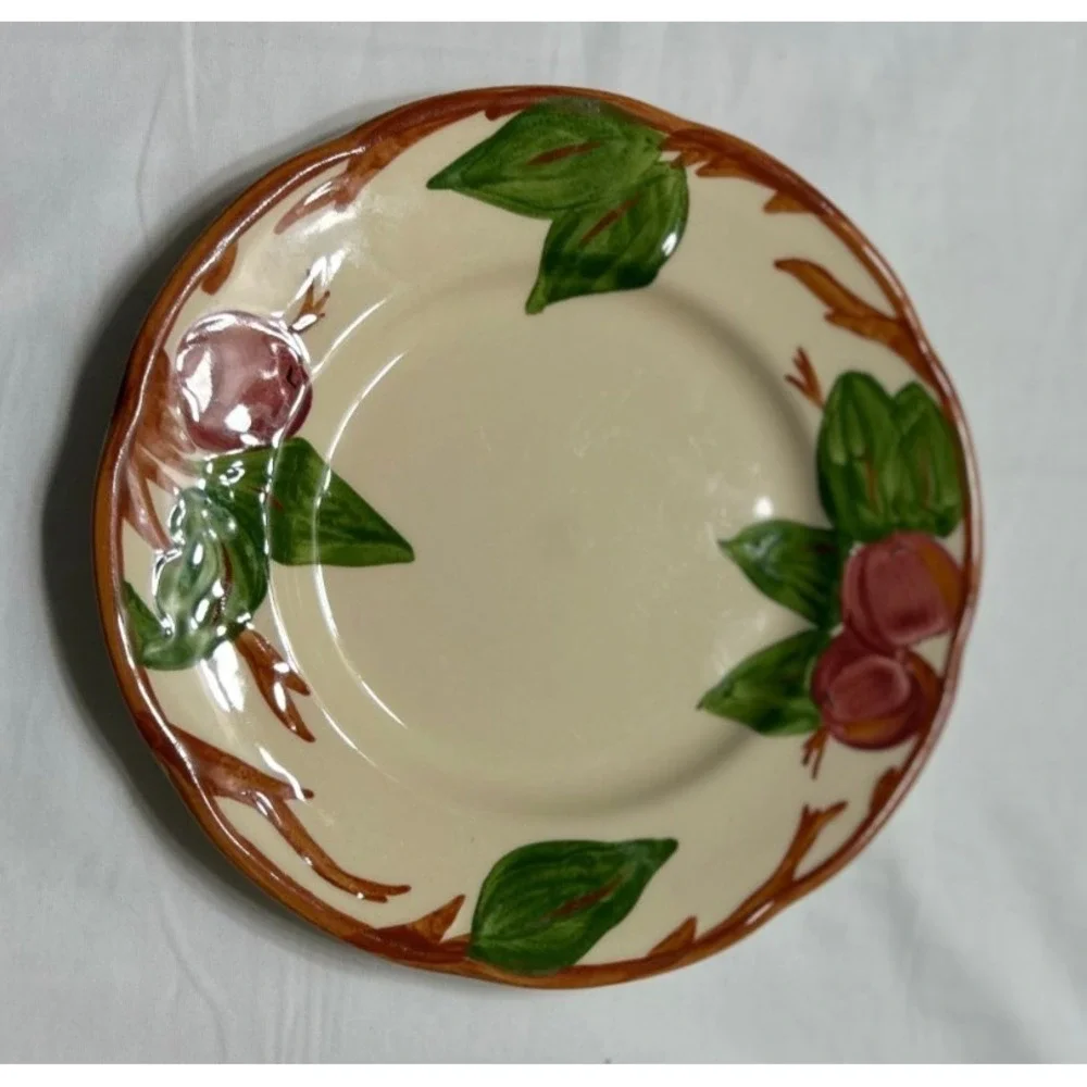 Vintage Franciscan Apple 6pc Dinnerware Plates Coffee & Tea Cups England